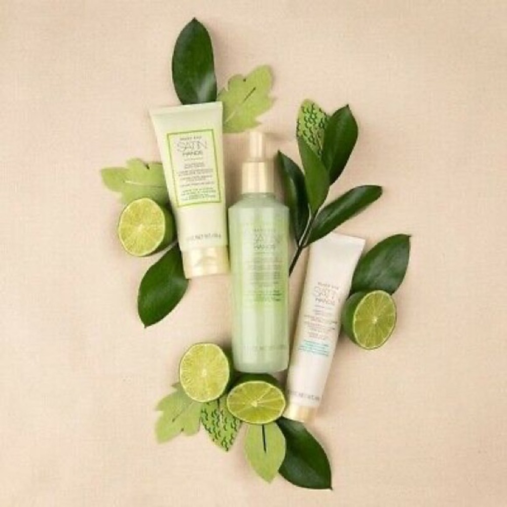 Mary Kay White Tea & Citrus Satin Hands  Pampering Full Size Set